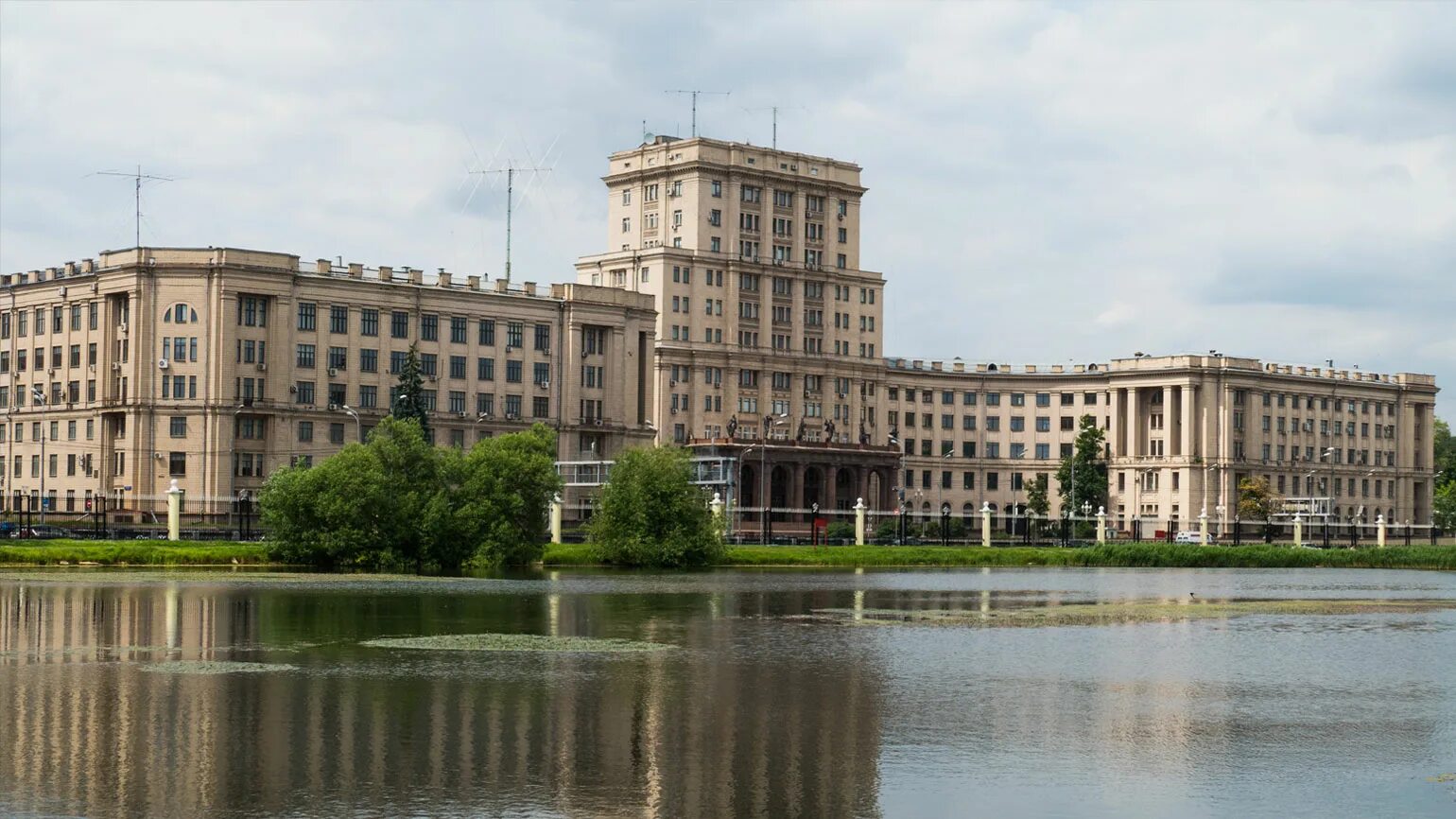 Московский государственный технический университет имени баумана. Московский государственный технический университет им мгту. Московский государственный технический университет им мгту. Мгту им баумана логотип. Московский технический университет баумана.