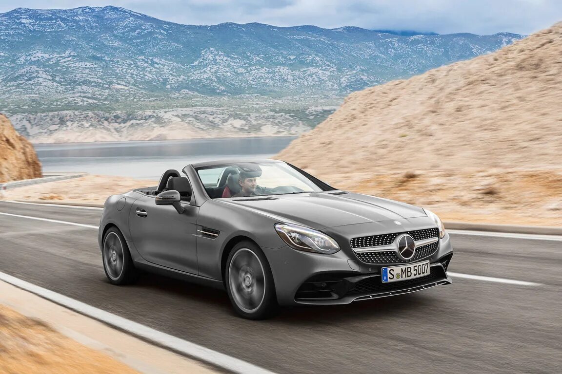 Slc мерседес. Мерседес SLK 2017. Mercedes SLK AMG 2017. Mercedes SLC AMG 2023. SLC 6.3 Мерседес 2016.