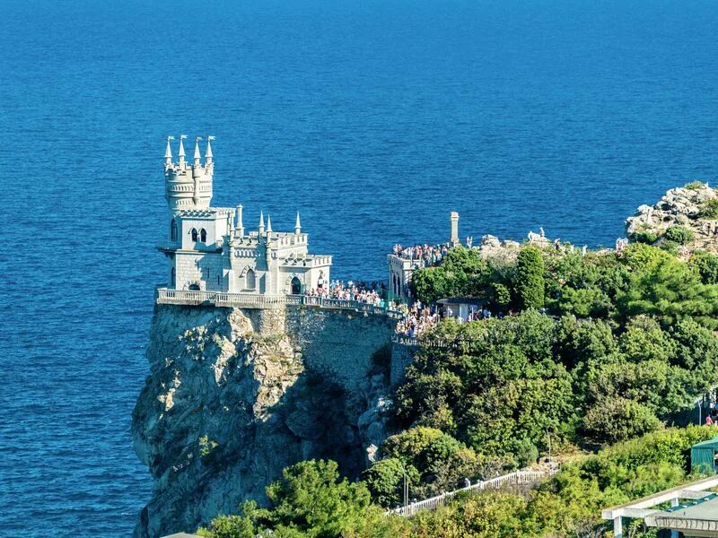 Экскурсия ласточкино гнездо анапа. Анапа экскурсии. Ласточкино гнездо в крыму раскраска. Экскурсия ласточкино гнездо анапа. Экскурсия ласточкино гнездо анапа.