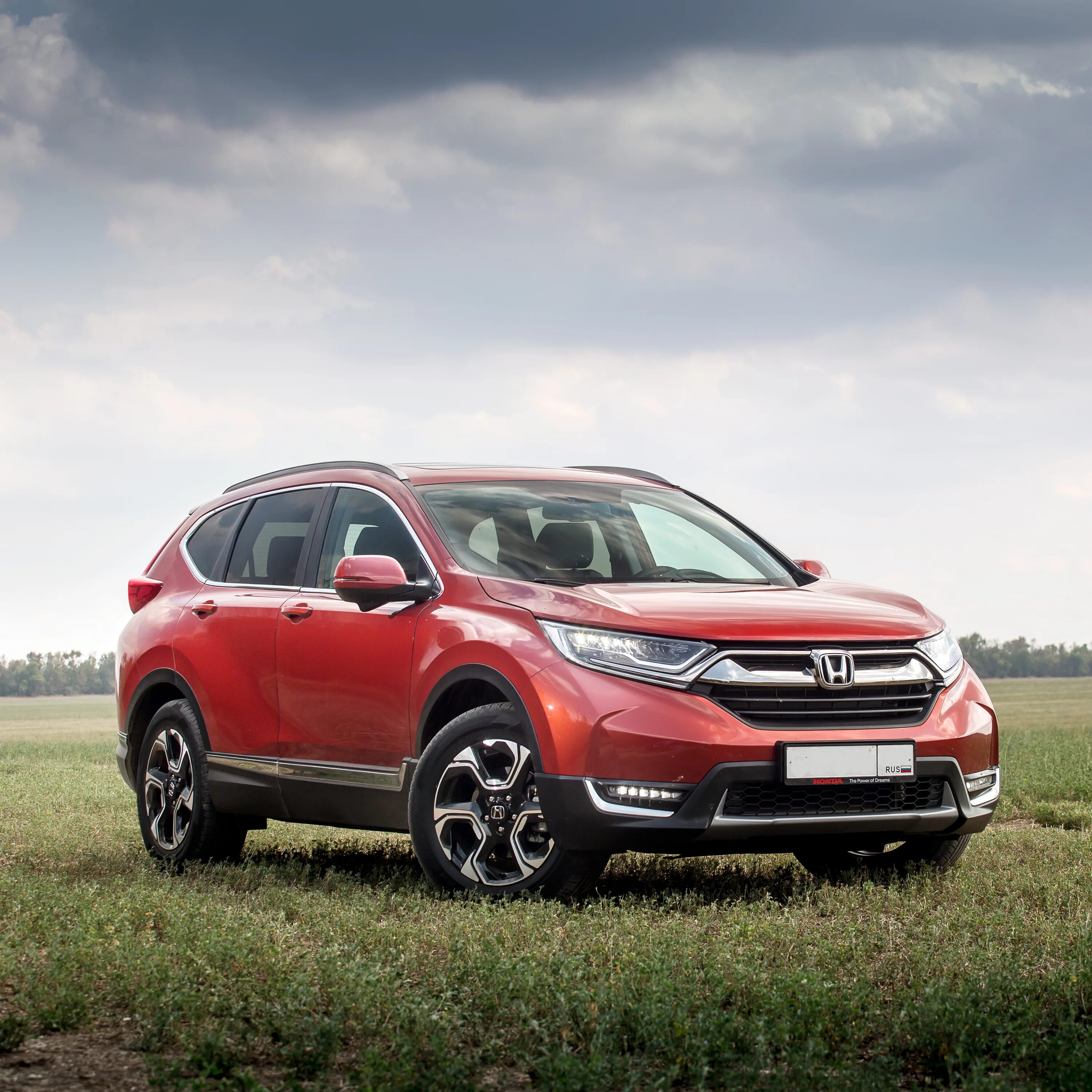 Тест драйв хонды. CRV 5. Honda CR-V 5 поколения. CRV 5 поколения. Хонда 2019 Модельный ряд кроссовер.