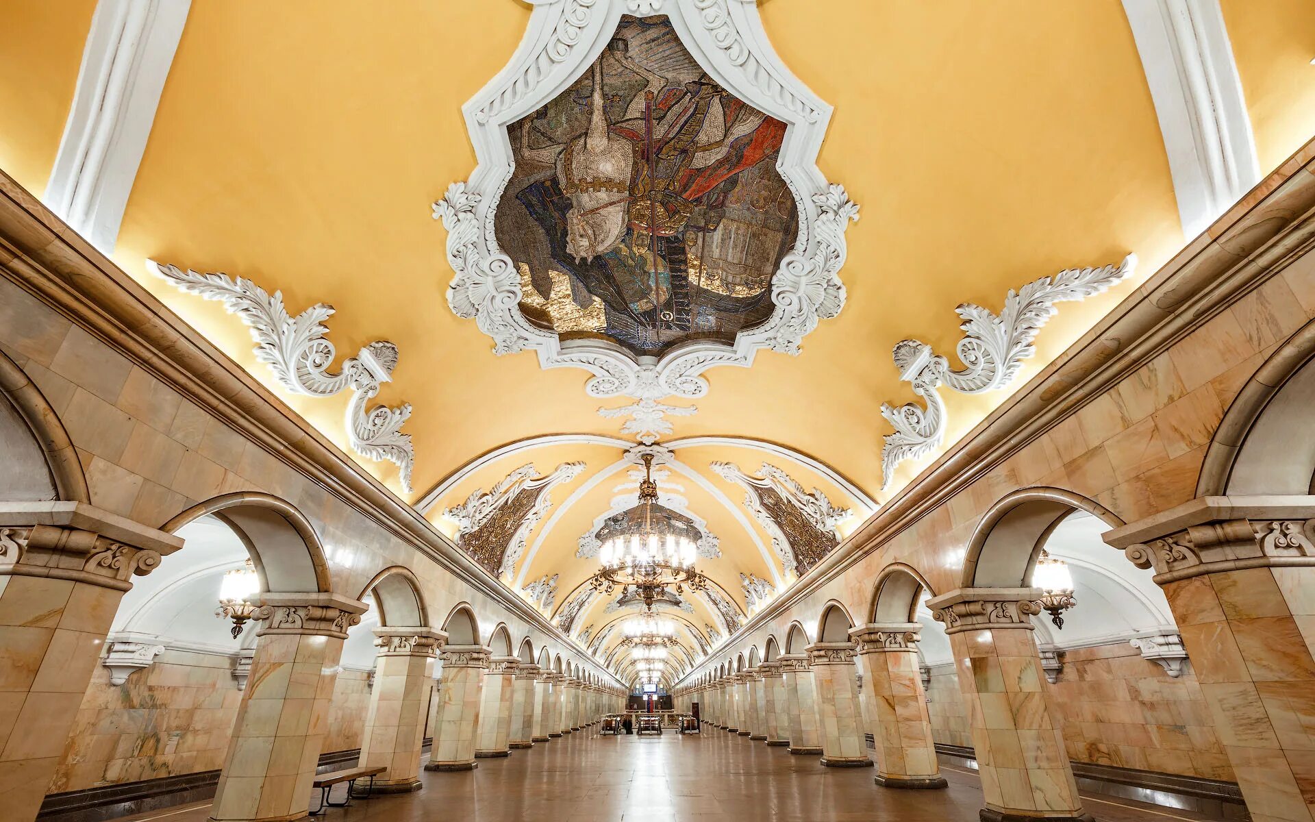 Станция комсомольская кольцевая. Станция метро комсомольская москва. Станция метро комсомольская кольцевая. Станция метро комсомольская щусев. Станция комсомольская кольцевая.