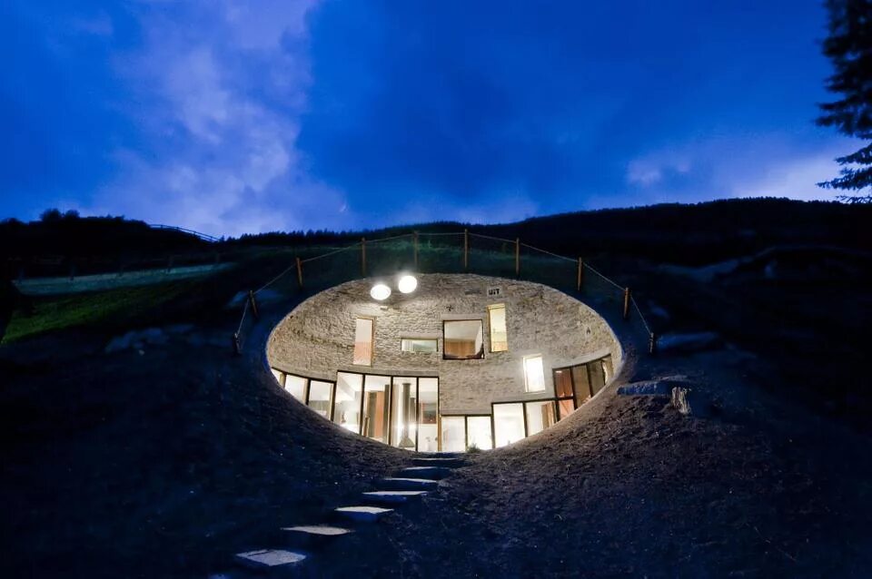 хавьер сеносиан дом наутилус. дом в виде глаза. странный дом (weird house). дом левинзона в сестрорецке. Conch shell house (исла-мухерес, мексика).