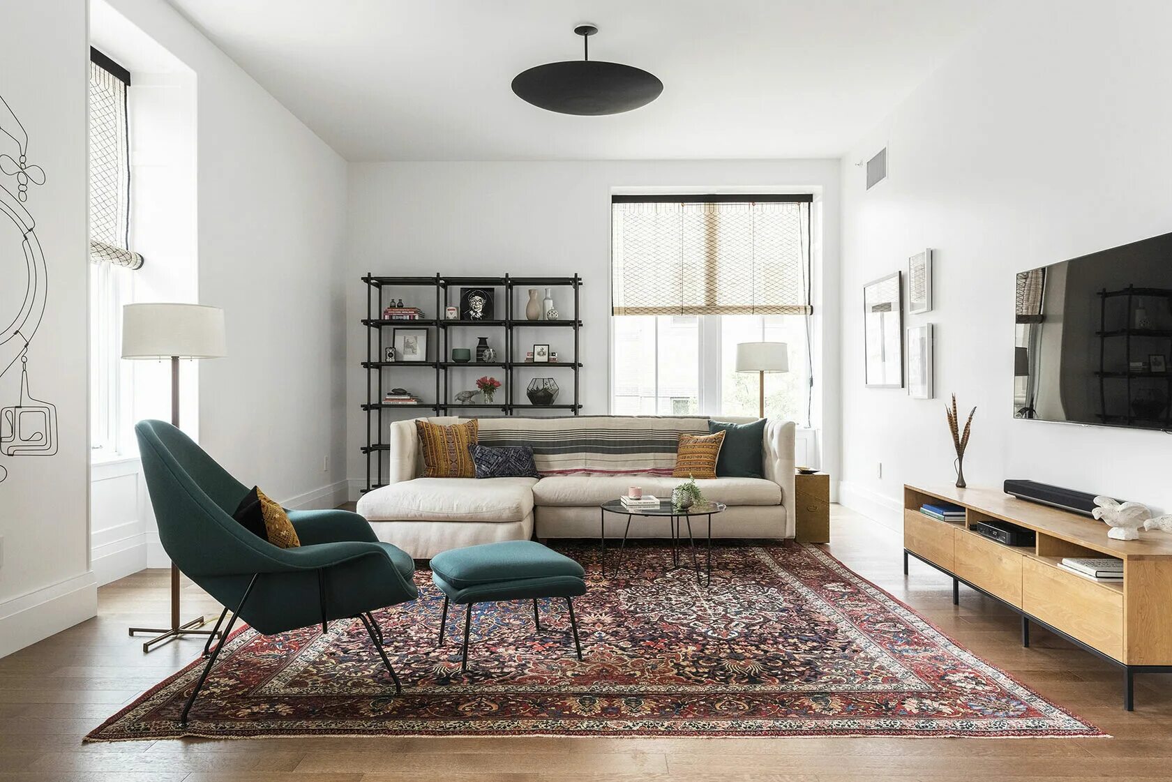 Smart design choices promote an organic connection between geometric shapes and 