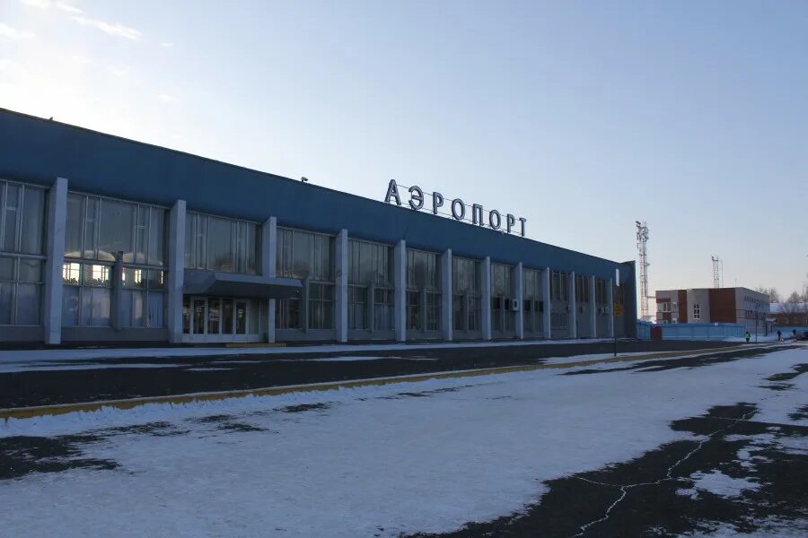 Аэропорт ижевск. Аэропорт ижевск взлетная полоса. взлетно посадочная полоса аэропорта ижевск. вокзал аэропорта ижевск. воткинск аэропорт.
