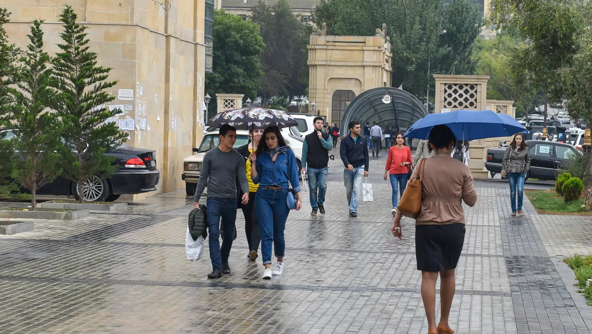 Азербайджан для туристов. Баку в марте. Баку климат. Жители Баку в марте. Прогноз погоды в баку на 14 дней