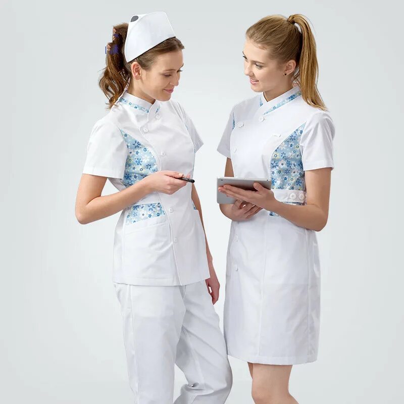 медсестра практикантка. медсестра разговаривает. медсёстры 2. одежда медсестры. общение медсестры.