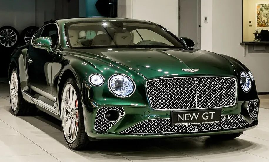 Bentley meteor бензин. Бентли континенталь gt2025 зеленая. зеленая бентли континенталь 2025. bentley continental gt 2025 green. bentley continental gt зеленый.