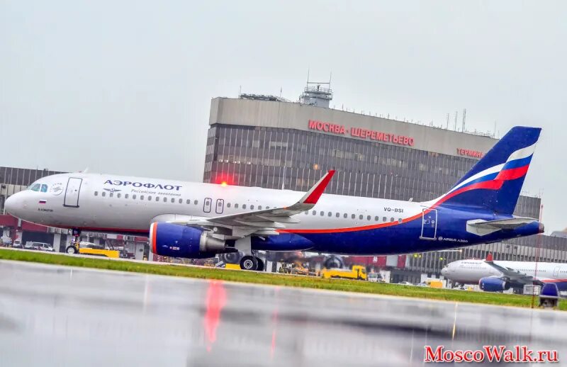 аэрофлот sukhoi superjet 100-95b. Boeing 777-300er аэрофлот 2021. москва благовещенск аэрофлот. авиакомпания nordwind стюардессы. как выглядит посадочный талон на самолет.