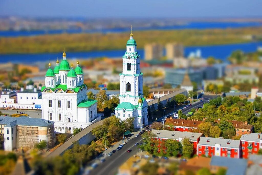 Астрахань кремль достопримечательности. Достопримечательности астрахани астраханский кремль. Астраханский кремль астрахань. Астрахань набережная волги. Астрахань кремль достопримечательности.