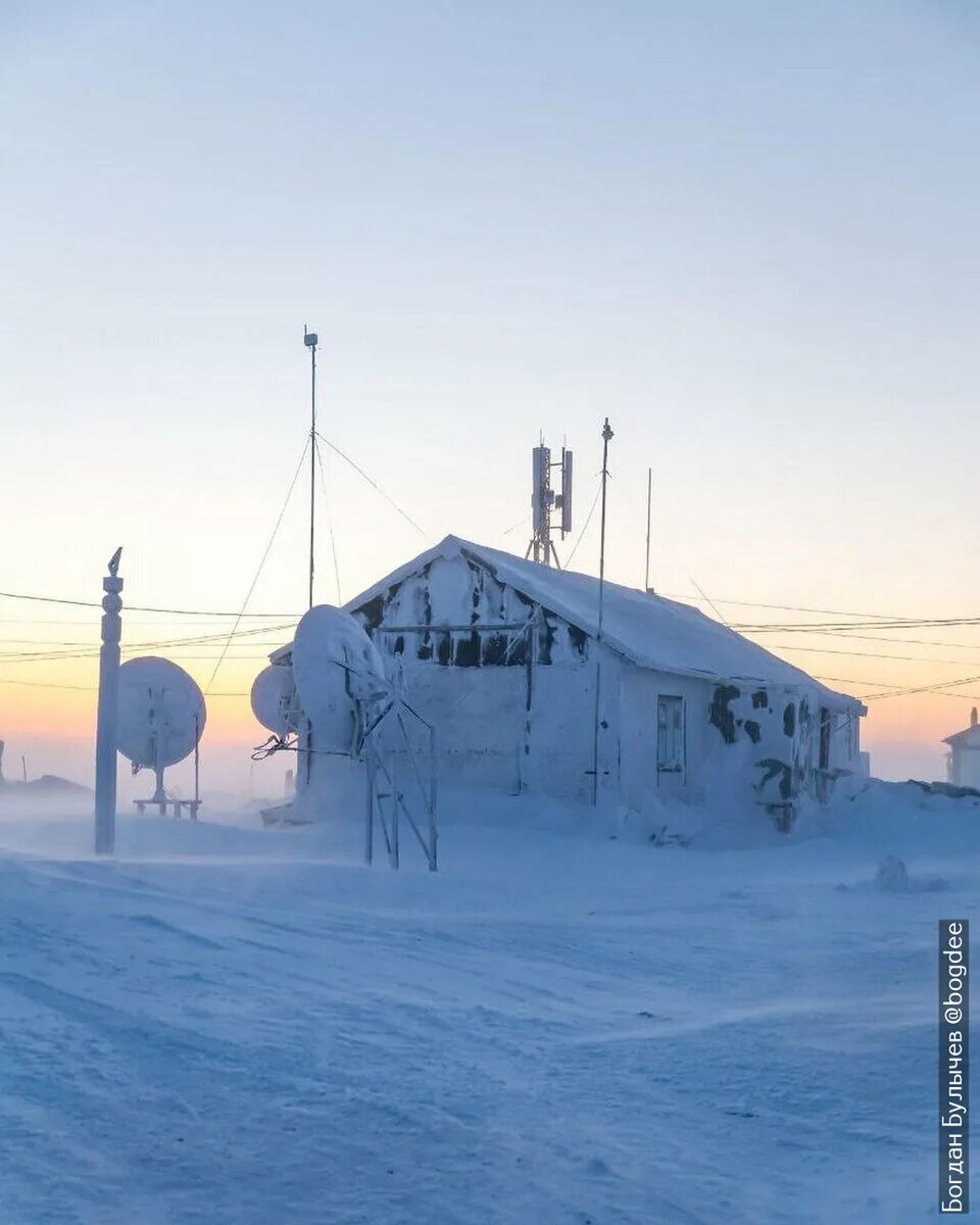 Жилище кочевых народов ненцев. Поселение якутов. Ямал тундра ненцы. Поселение якутов. Поселение якутов.