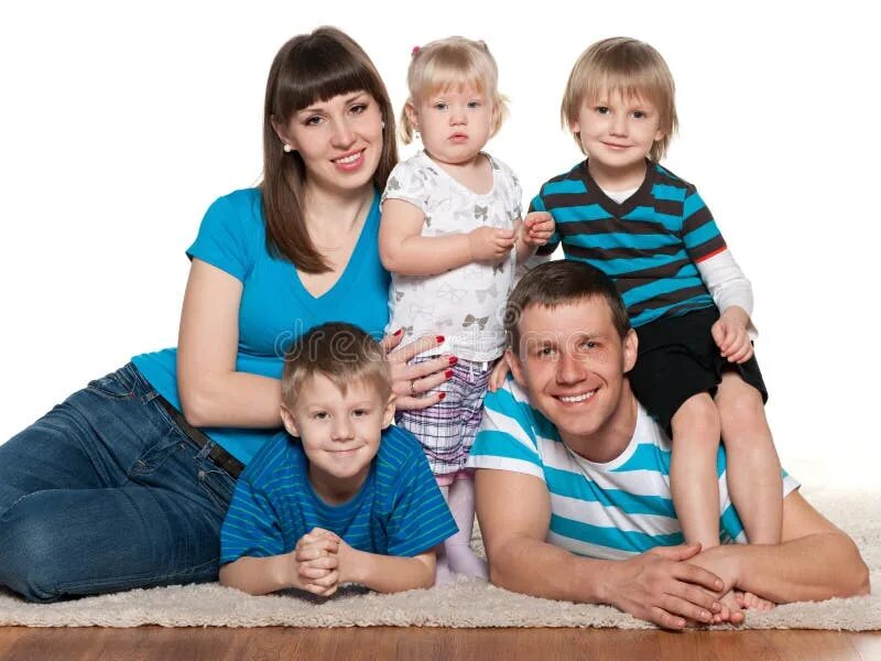 Семья трое детей. Два сына и две дочери. Два сына и две дочери. Два сына и две дочери. Семья 2 сына.