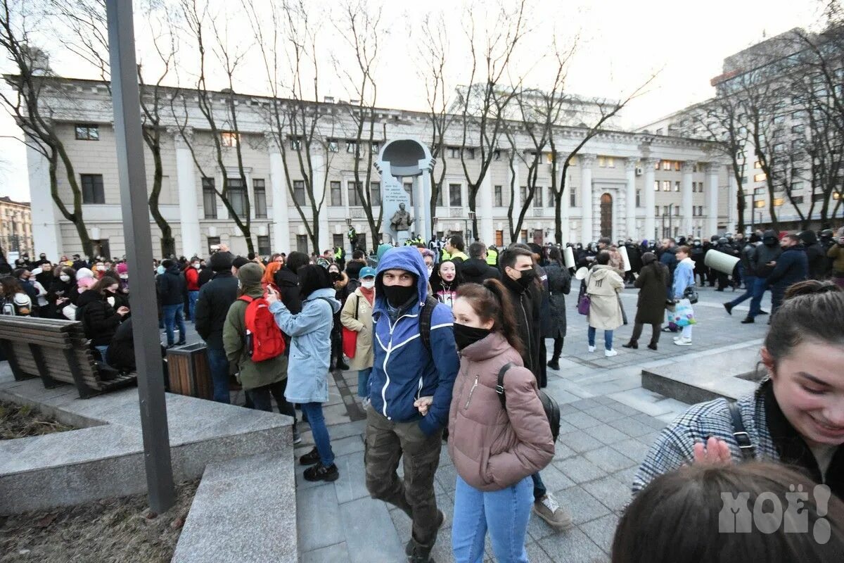 21 Апреля 2022 митинг Навальный Воронеж. Митинг Воронеж 21 апреля. Протесты в Воронеже. Акции протеста в Воронеже. Громкие хлопки в воронеже сегодня