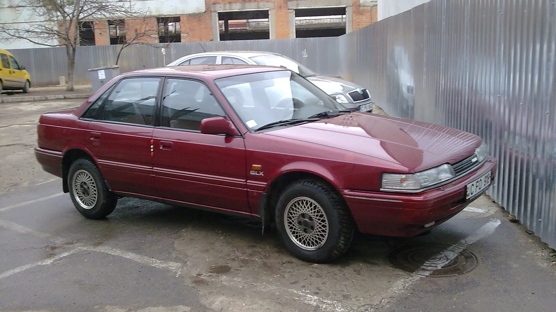 Мазда 1990 года. Mazda 626 1990. Мазда 626 90. Мазда 626 седан 1990. Мазда 626 1990 2.0.