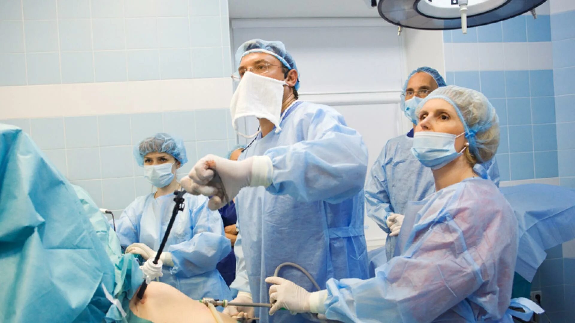 Пластические операции в гинекологии. Лапароскопическая хирургия в гинекологии. Гинекологические операции. Операции в акушерстве. Хирургическая гинекологическая операция.