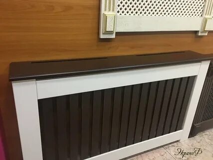 Экран на батарею черный