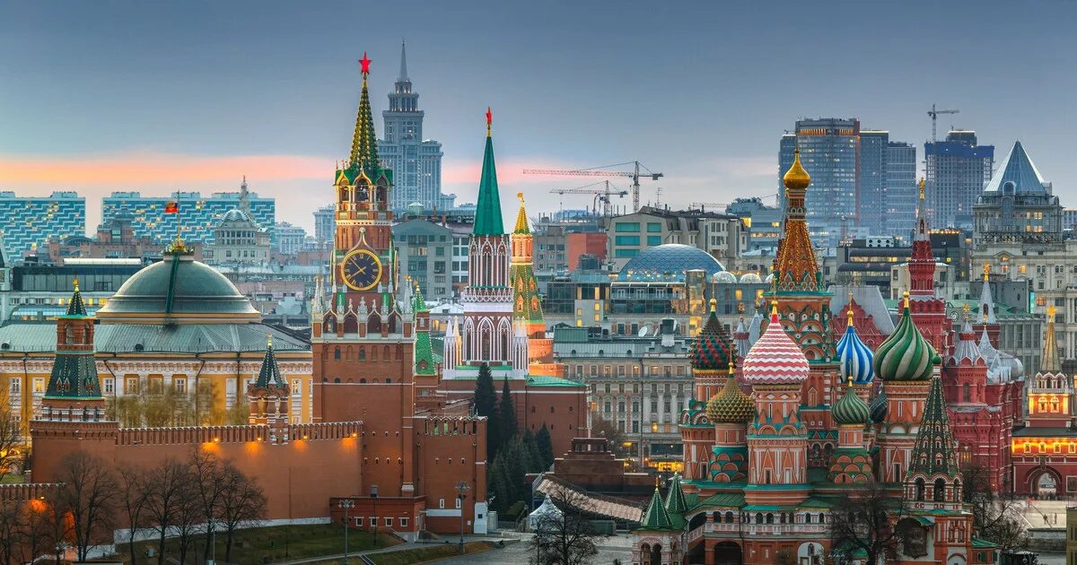 Москва 1937 кремль. Москва кремль лето. Столица назад. Кремль москва. Россия кремль.