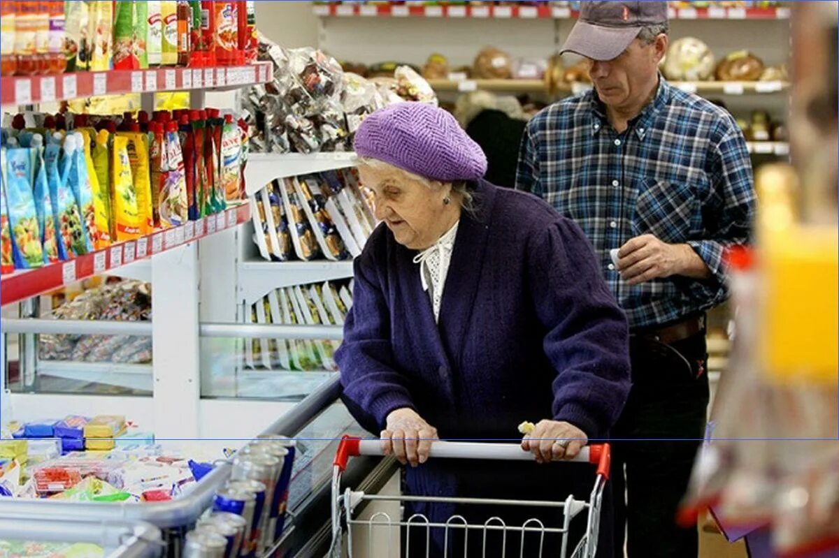 Бабка в магазине