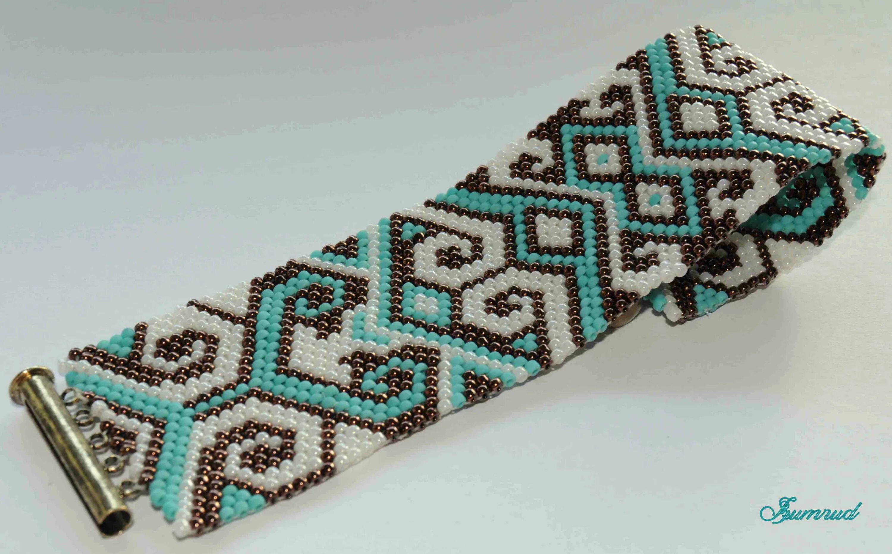 Арабский бисер. Вышитые бисерные украшения. Вышивка жемчугом. Комплект браслетов из бисера. Мужской браслет из бисера.