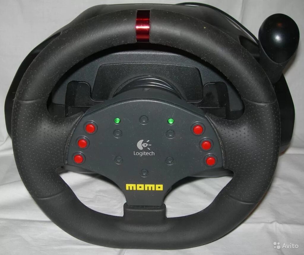 Momo racing force feedback. Руль Logitech Momo Racing Force. Logitech Momo Racing Force feedback Wheel. Логитеч Momo Force Racing Wheel. Руль игровой Logitech Momo Racing Force feedback.