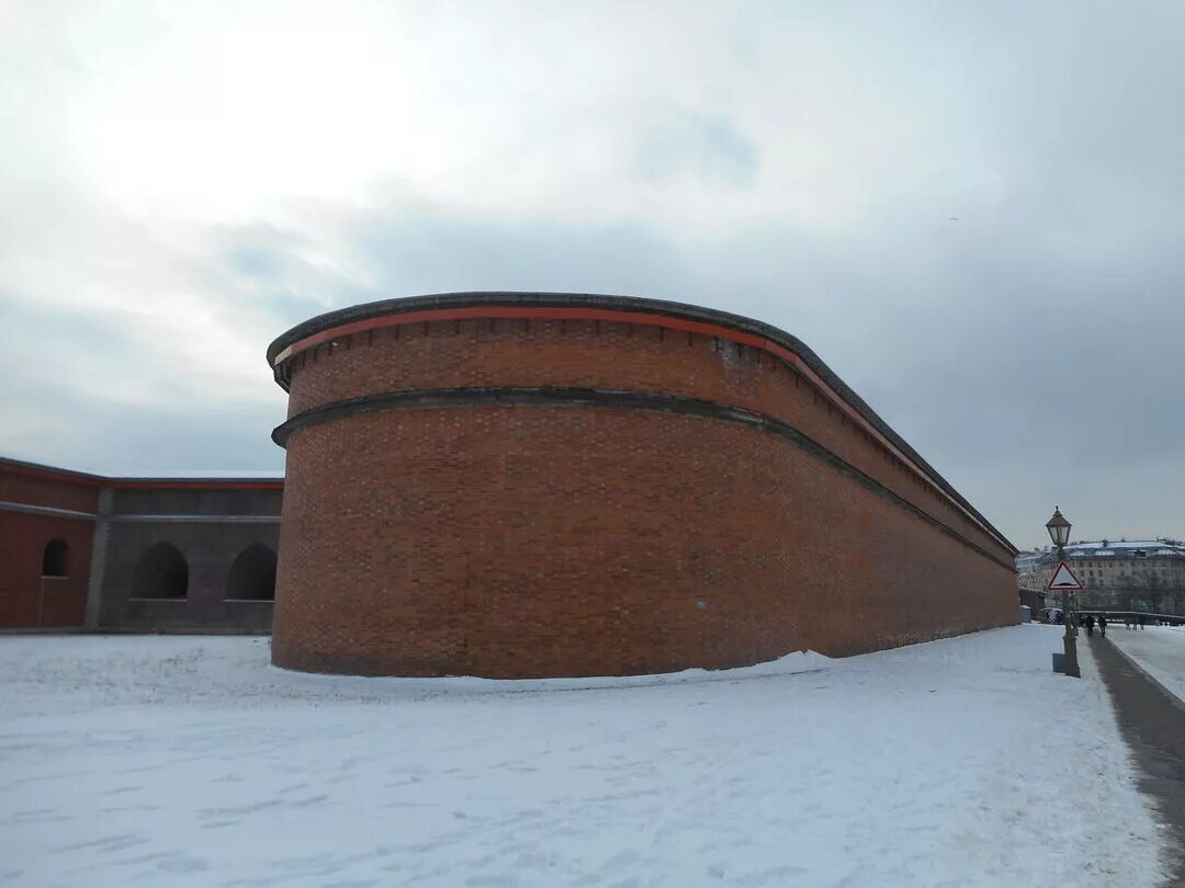 Бастион екатеринбург. Зотов Бастион Петропавловской крепости. Меншиков Бастион Петропавловской крепости. Орильон Петропавловская крепость. Головкин Бастион Петропавловской крепости.