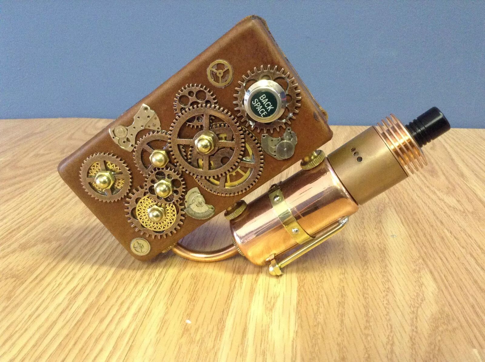 Вейп Steampunk. Вейп стимпанк. Мехмод вейп кастом. Steampunk Vape Box Mod.