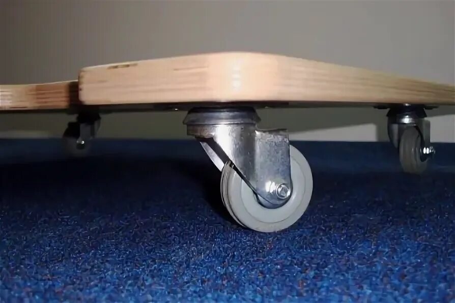 Колесо из картона для кареты. Деревянное колесо. Колесо кареты. Мебельные колесики неповоротные 200кг нагрузка. Транцевые колеса тк-58.