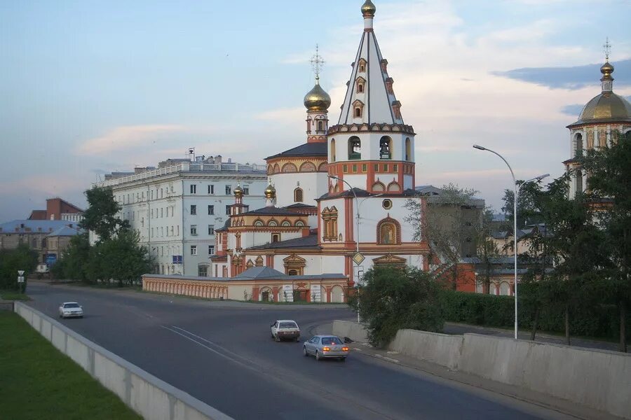 Понедельник в городе иркутске. Иркутск фото. Иркутск фото города. Самые красивые здания города Иркутска. Иркутск картинки города.