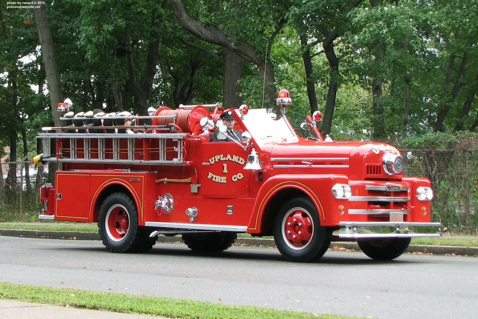 Машина "Fire Truck" пожарная, 49450. ЗИЛ 130 Firetruck. Seagrave Fire engine. Seagrave Fire Truck.