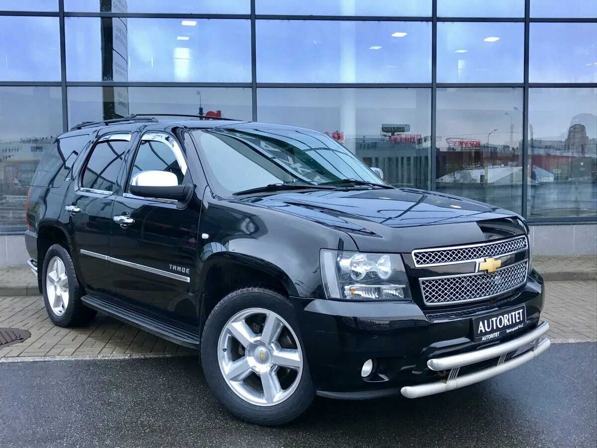 Купить шевроле от собственника. Джип Шевроле Тахо. Chevrolet Tahoe 2012. Chevrolet Tahoe 2012 Black. Chevrolet Tahoe 3.