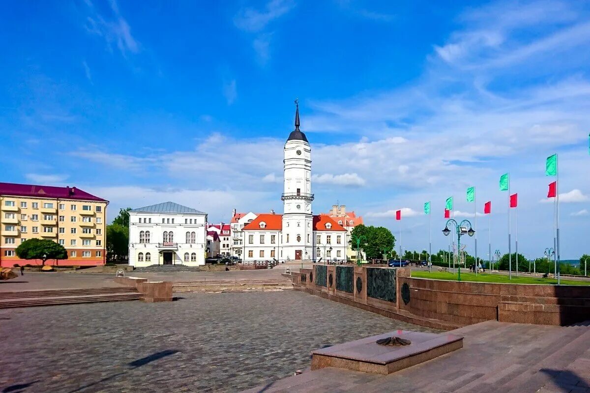 Буйничское поле беларусь. Могилев город в белоруссии. Могилев центр города. Могилев город в белоруссии. Могилев могилевская обл.
