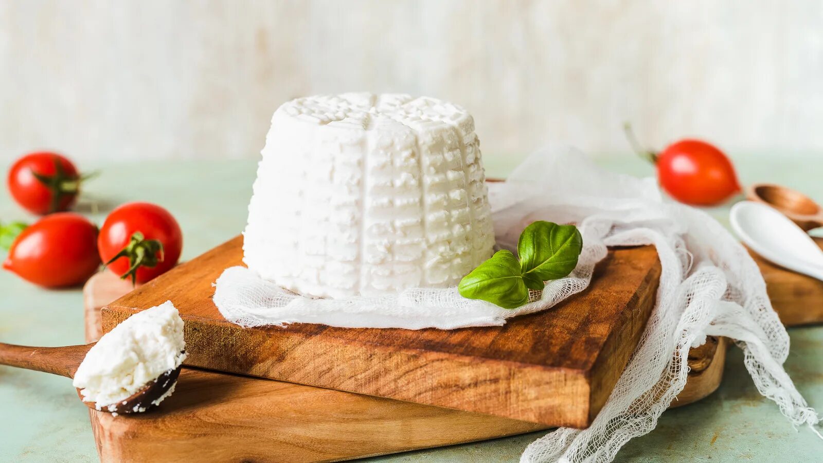 Рикотта где использовать. Ricotta сыр. козья рикотта. рикотта сыр рикотта. рикотта италия.