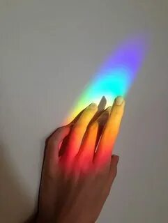 Радужная рука