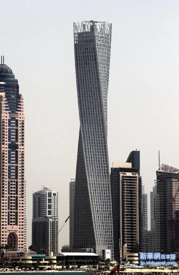 Башня кайан дубай. Башня кайан тауэр. the cayan tower - дубай, объединенные арабские эмираты. infinity tower dubai. башня 90 метров.