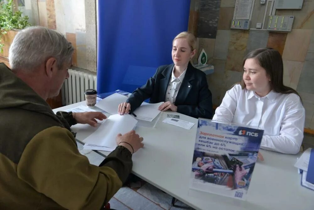 жилет "сириус-фаворит". сириус омск служба по контракту. евгений куликов пенза. спорткомплекс выкса жуковского. кафе сириус омск ипподромная.