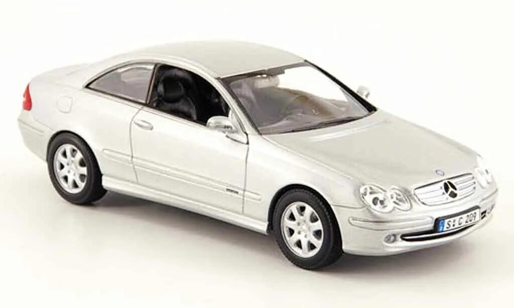 Модель мерседес 1 43. Mercedes-Benz s-class w220 maisto 1/43. 1/43 Maisto Mercedes w220 Facelift. MINICHAMPS 1 43 Mercedes Benz 220s. 1/43 Mercedes s500.