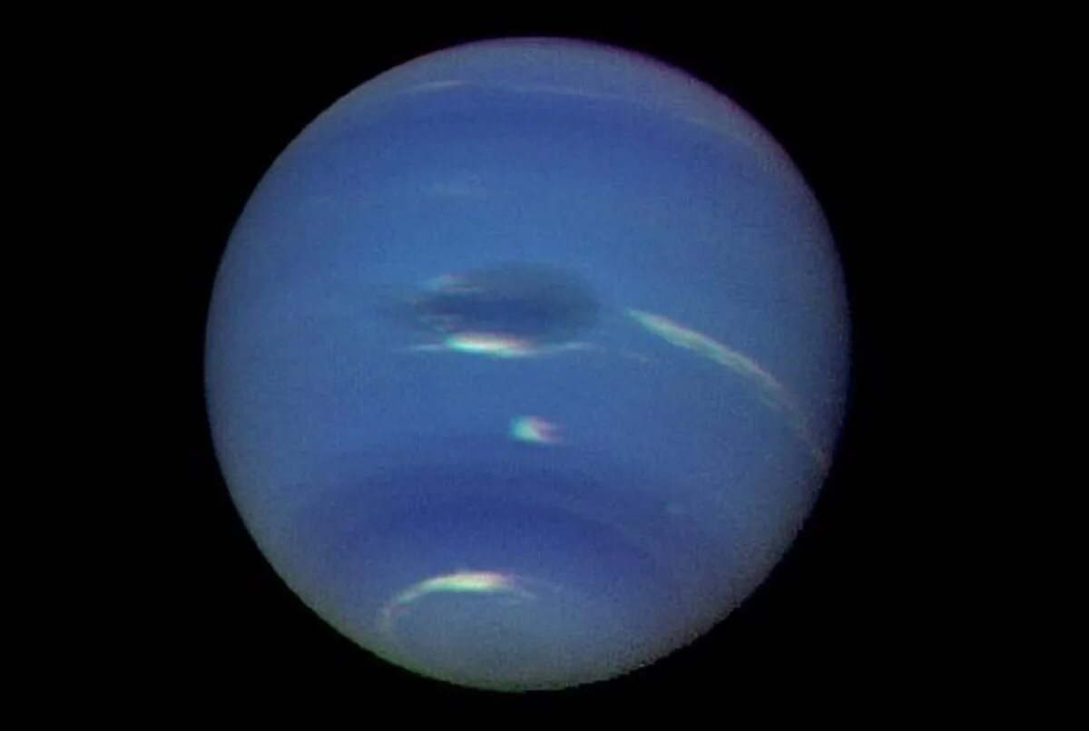 Нептун (Планета). Уран Планета Вояджер. Планета Нептун Вояджер 1989. Нептун Планета телескоп Хаббл. Юпитер больше нептуна
