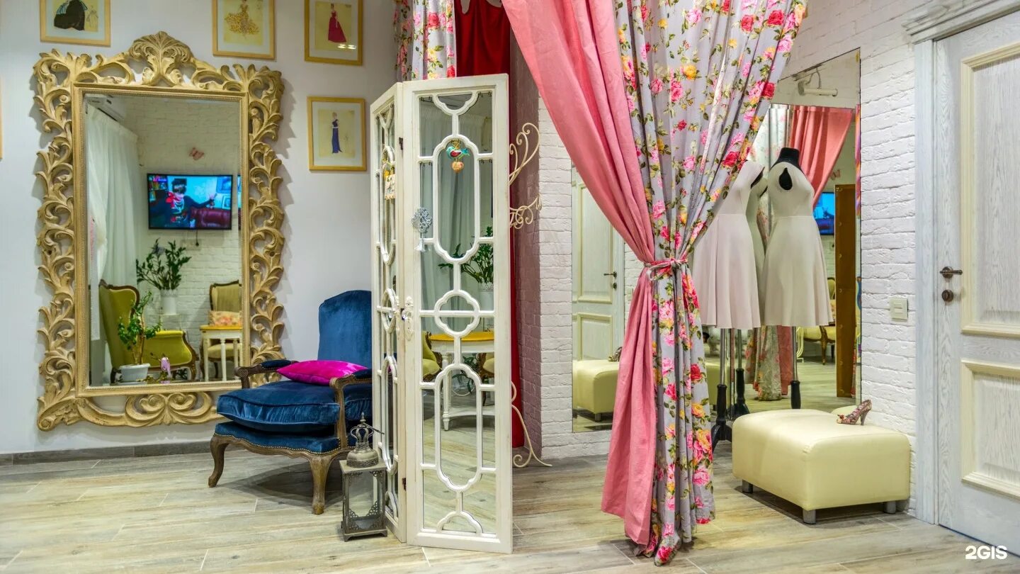 Ателье торговый центр. Ателье анастасии мальковой. интерьер ателье по пошиву одежды. элитное ателье. ателье элита.