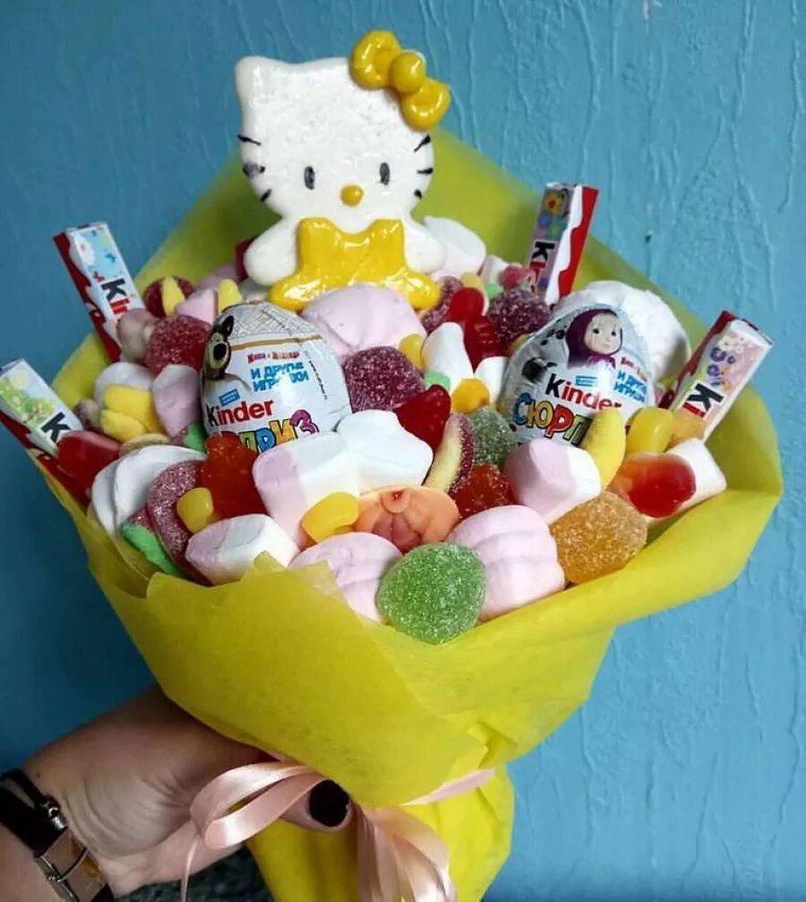сладкие подарки для детей. сладкий подарок на день рождения. сладкий подарок девочке на день рождения. сладкий подарок девочке на день рождения. букет из сладостей для девочки.