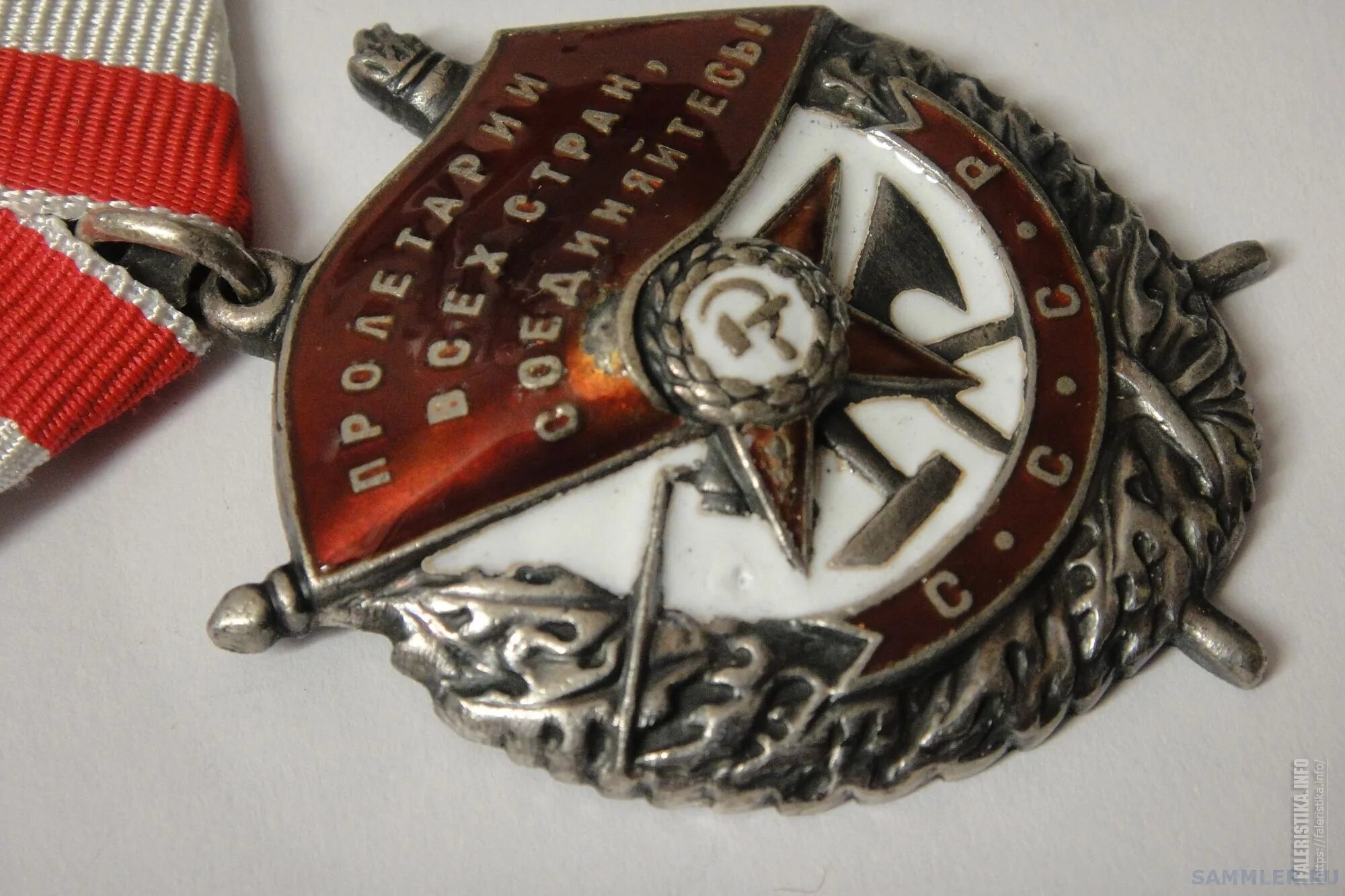 кавалеры четырех орденов боевого красного знамени. орден красного знамени 1918. знаменная лента ордена красного знамени. орден красного знамени 1941 года. кавалер семи орденов боевого красного знамени.