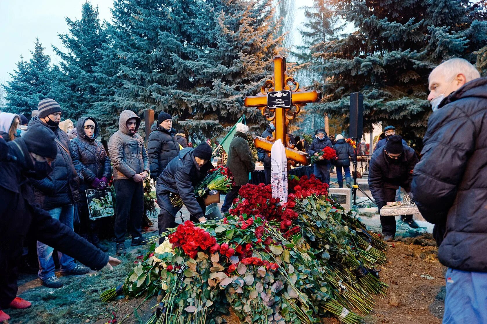 Прощание с пускепалис сергеем пускепалисом. Где похоронили тарасенко. Где похоронили тарасенко. Где похоронили тарасенко. Где похоронили тарасенко.