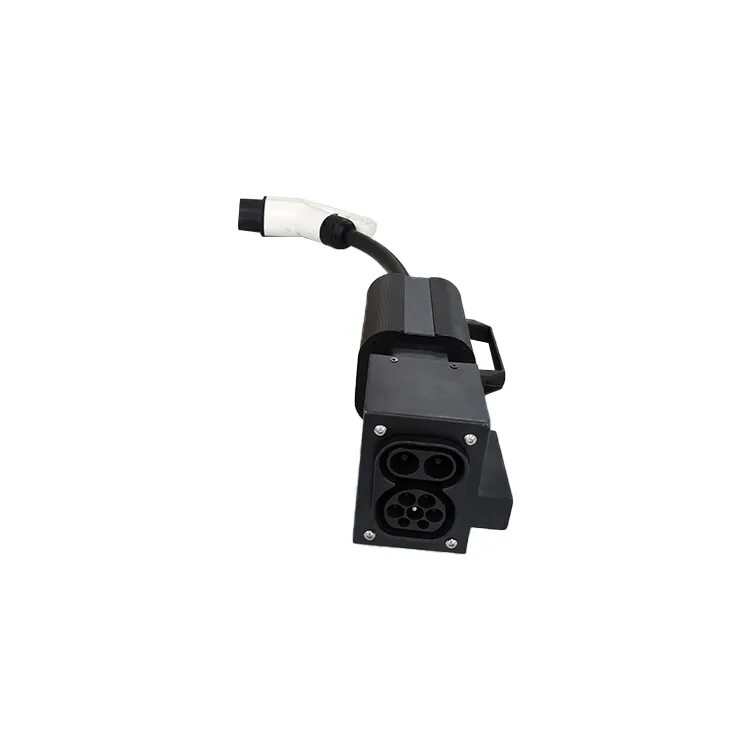 Gbt адаптер. Переходник gbt на ccs2. ccs combo 2 to gb/t adapter. gbt dc адаптер type 2. переходник с ccs 2 на 220.