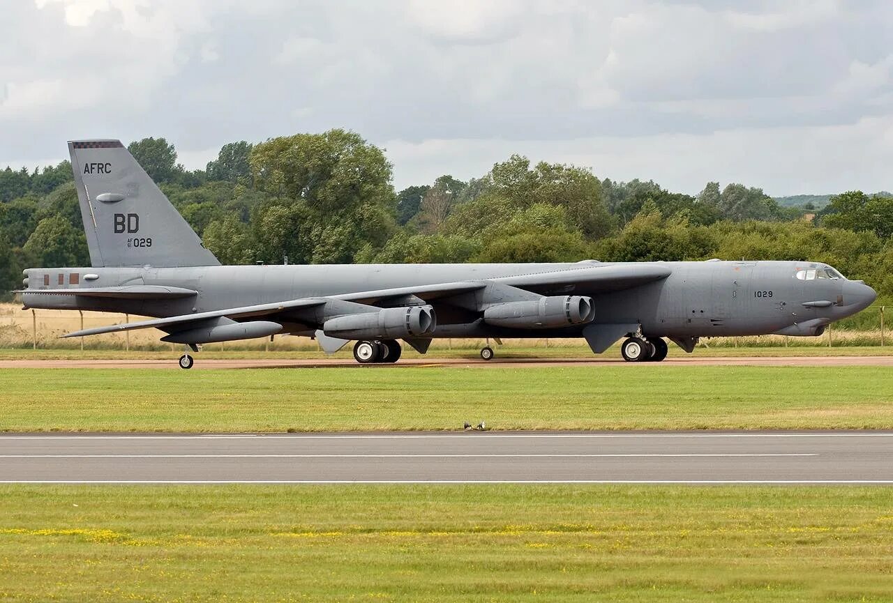 Бомбардировщика Boeing b-52h Stratofortress. B-52h Stratofortress ВВС США. Боинг б-52 Стратофортресс. Стратегический бомбардировщик b-52h Stratofortress ВВС США. Б 52 х