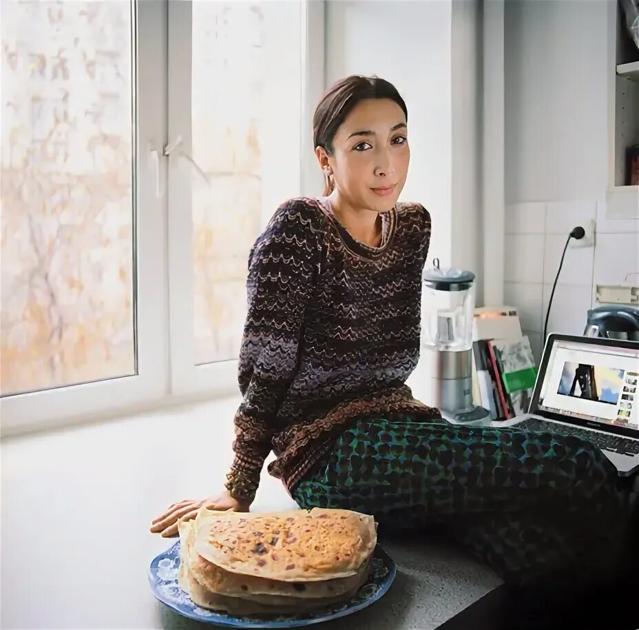 Шахри хизриевна амирханова. Внучка расула гамзатова шахри амирханова. Внучка расула гамзатова шахри амирханова. Дарья амирханова. Алиса амирханова.