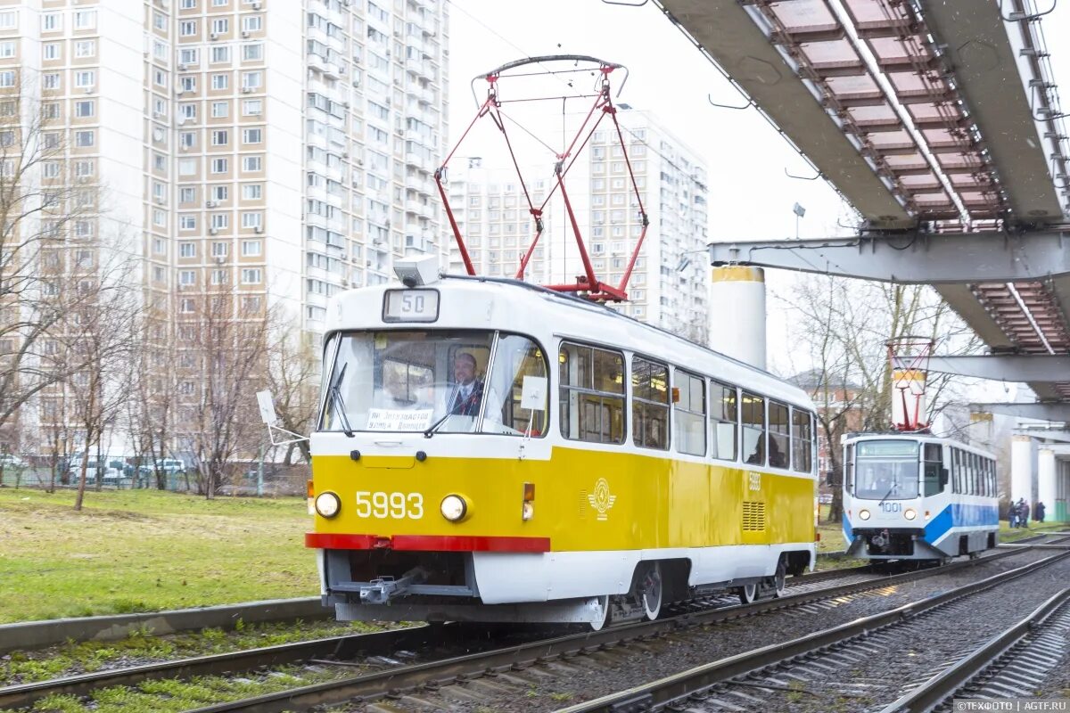 Трамвай Москва 2022. Московский трамвай 2022. Волчанский трамвай 2022. Москва трамвай Татра #5550.