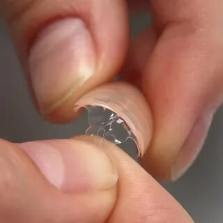 Чем можно прикрепить ноготь
