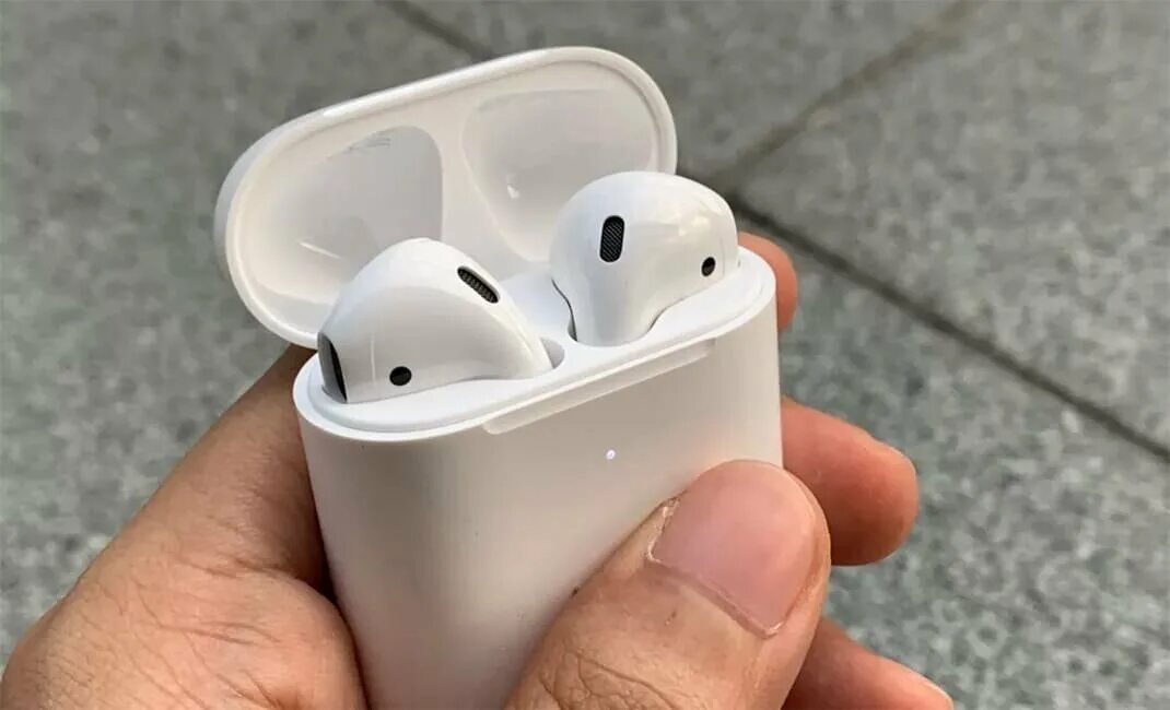 Наушники аирподс 2. Apple AIRPODS 2 Premium. Беспроводные наушники Apple AIRPODS Pro Gen 2. Аирподс 2 оригинал. Аирподс в воде что делать