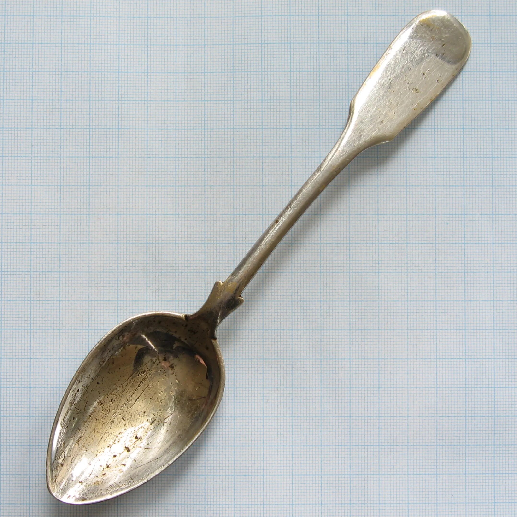 ложка с едой. ложка больш. большая ложка телефон. глубокая ложка для супа. ложка для дошкольников.