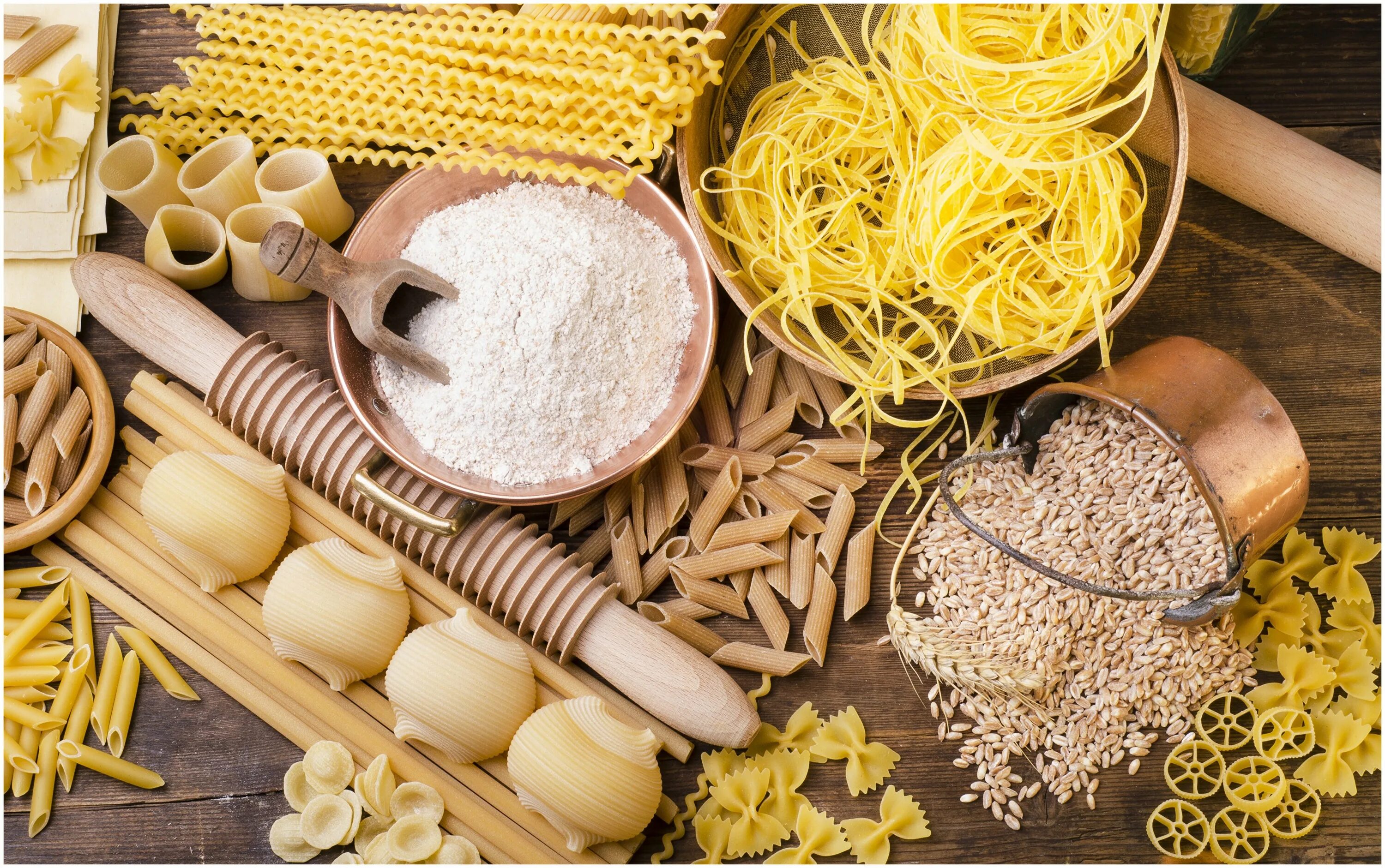 макароны соль. макароны соль. диетические макаронные изделия. перемешанный макаронах. макарончини макароны.