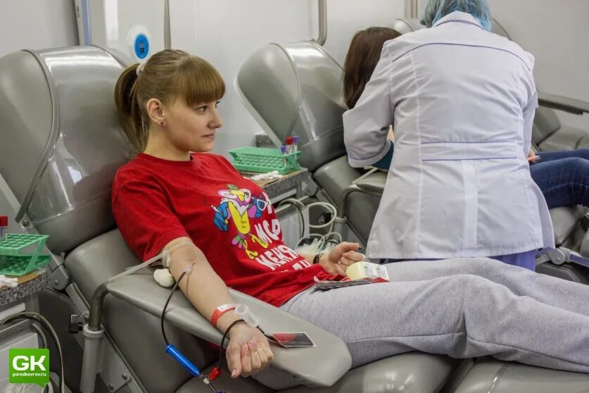 Мобильная станция переливания крови. База доноров. Скандинавия база доноров. Где сдавать NSK.