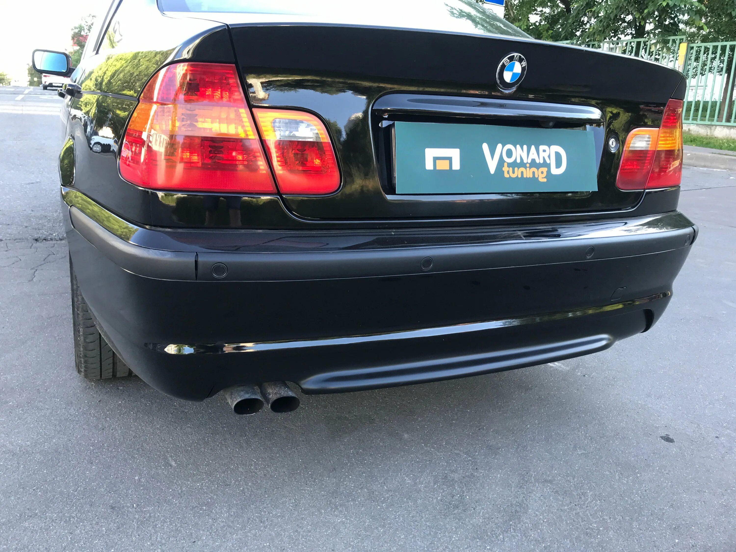 Задний бампер е46. Задний бампер BMW e46 m-Tech. BMW e46 задний бампер. E46 m Tech 2 Diffusor.